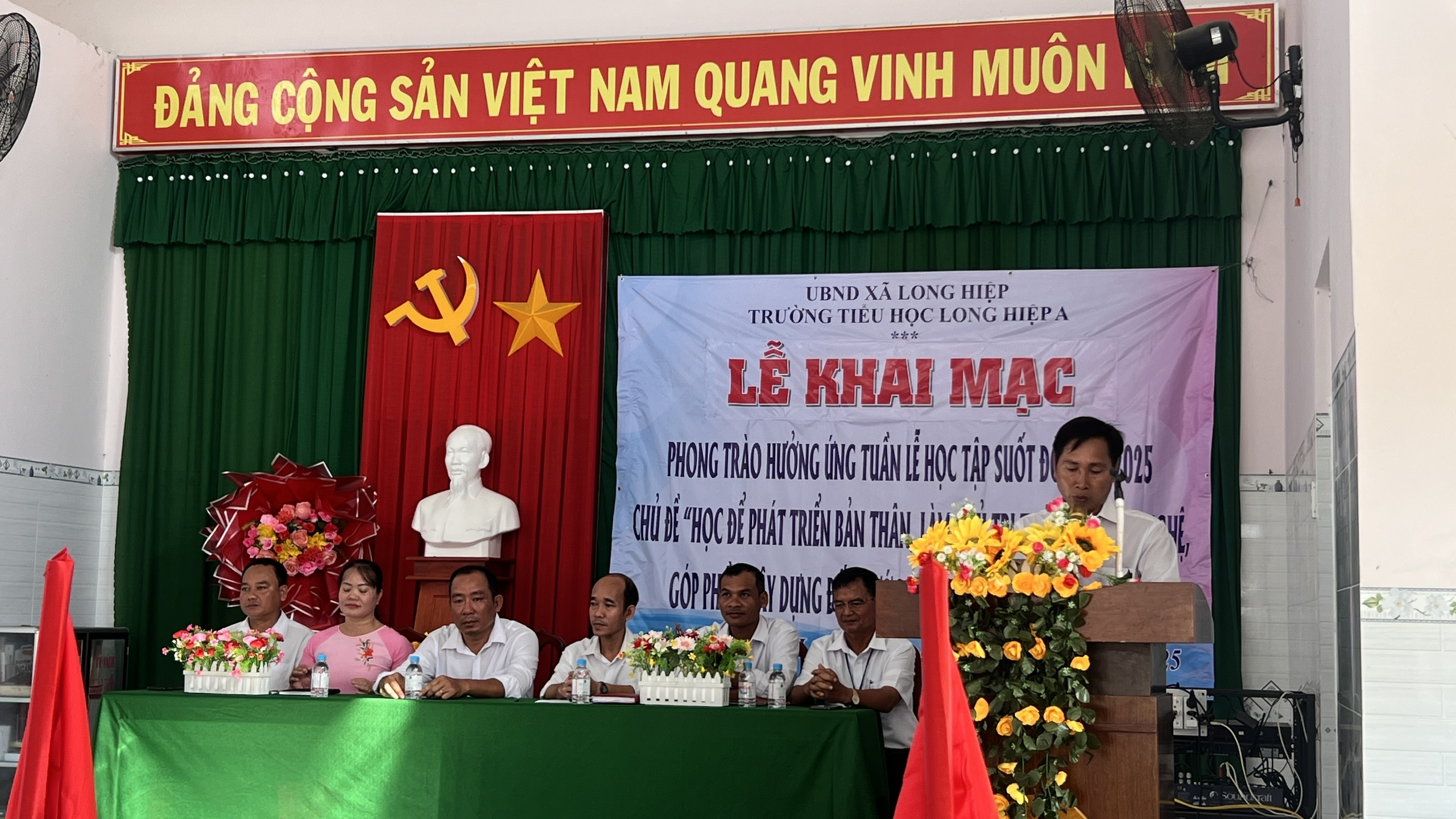 LỄ KHAI MẠC
TUẦN LỄ HƯỞNG ỨNG HỌC TẬP SUỐT ĐỜI NĂM 2025
