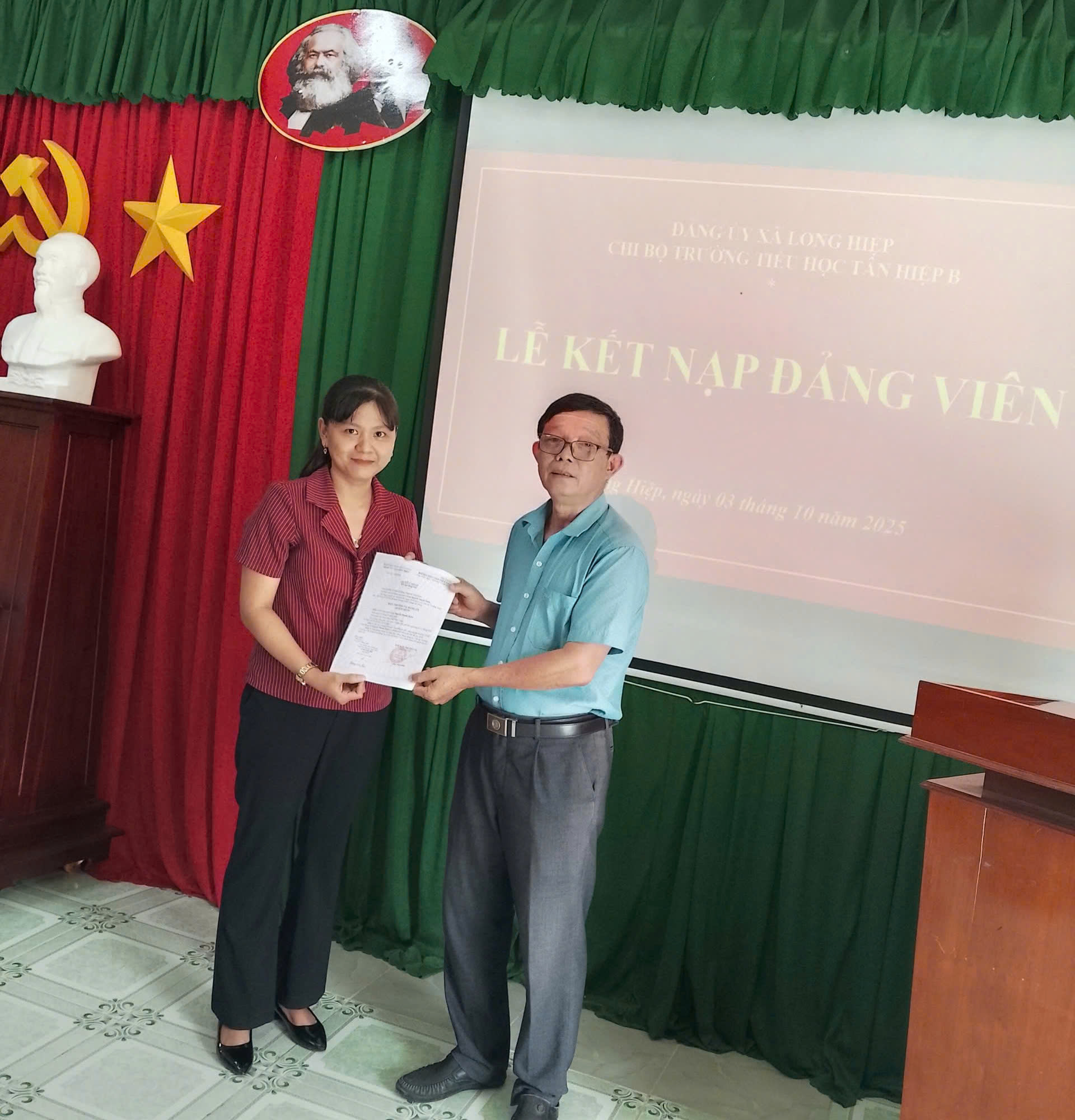 XÃ LONG HIỆP TĂNG CƯỜNG CÔNG TÁC PHÁT TRIỂN ĐẢNG VIÊN MỚI NĂM 2025
