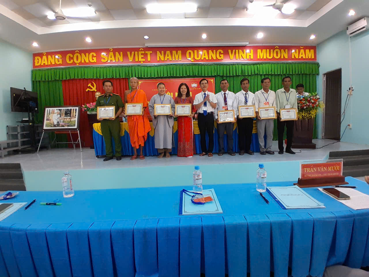 LONG HIỆP TỔ CHỨC HỘI NGHỊ ĐIỂN HÌNH TIÊN TIẾN GIAI ĐOẠN 2021 – 2025, PHÁT ĐỘNG PHONG TRÀO THI ĐUA YÊU NƯỚC 2025 – 2030