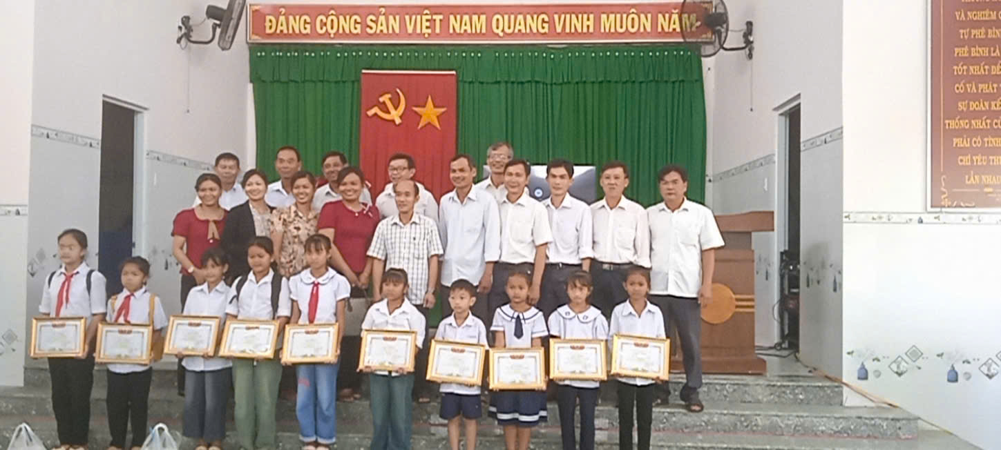 xã Long Hiệp tổ chức hội thi viết chữ đẹp cấp xã năm học 2025 - 2026